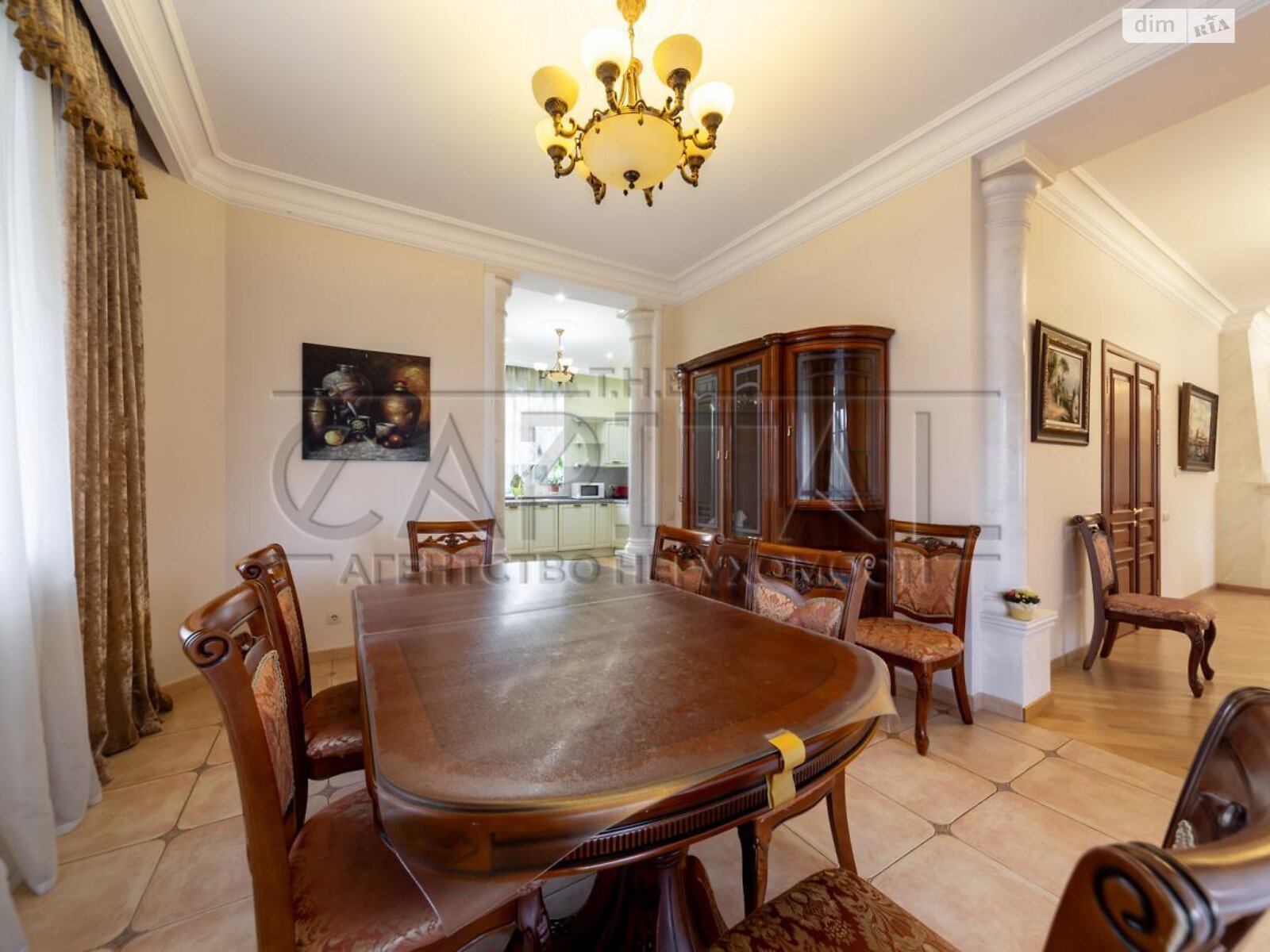 двоповерховий будинок з гаражем, 280 кв. м, кирпич. Здається помісячно в Романкові фото 1