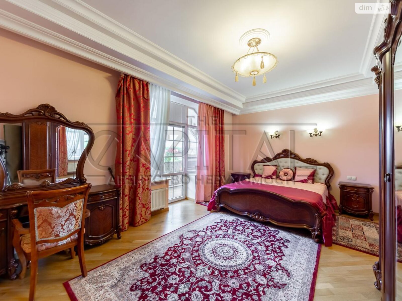 двоповерховий будинок з гаражем, 280 кв. м, кирпич. Здається помісячно в Романкові фото 1