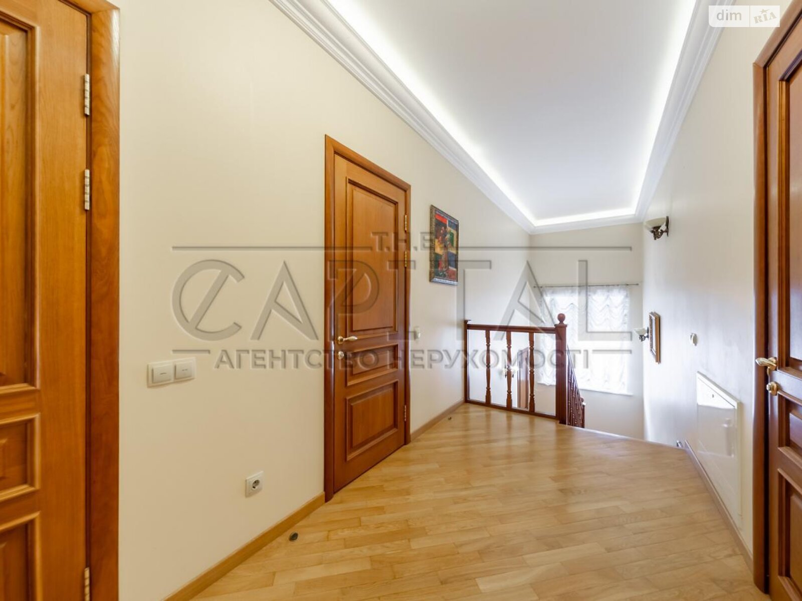 двоповерховий будинок з гаражем, 280 кв. м, кирпич. Здається помісячно в Романкові фото 1