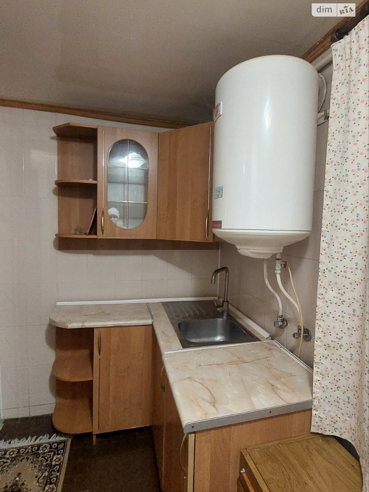 одноэтажный дом, 42 кв. м, кирпич. Сдается помесячно в Ровно, в районе Мототрек фото 1