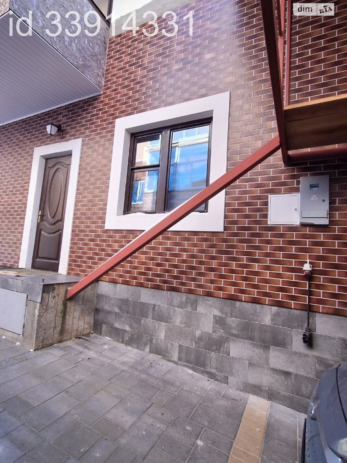 двухэтажный дом с балконом, 145 кв. м, кирпич. Сдается помесячно в Ровно, в районе Пивзавод фото 1