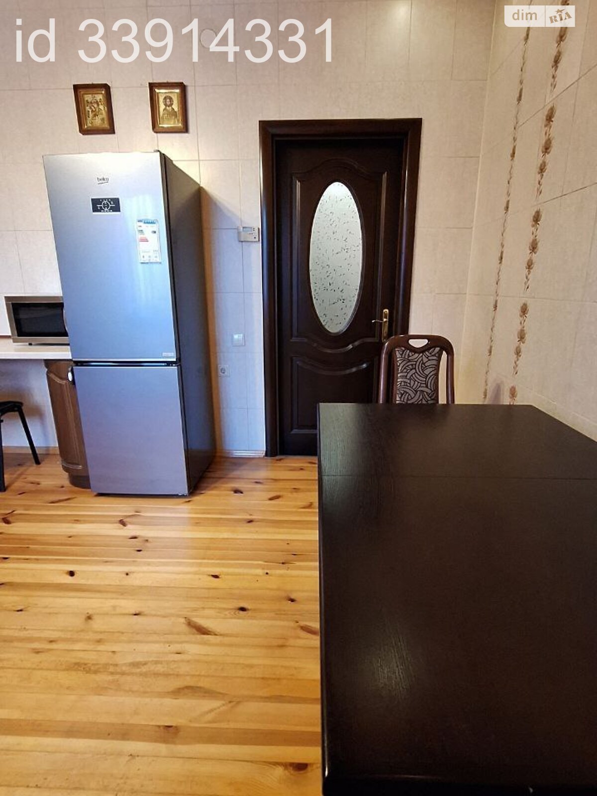 двухэтажный дом с балконом, 145 кв. м, кирпич. Сдается помесячно в Ровно, в районе Пивзавод фото 1