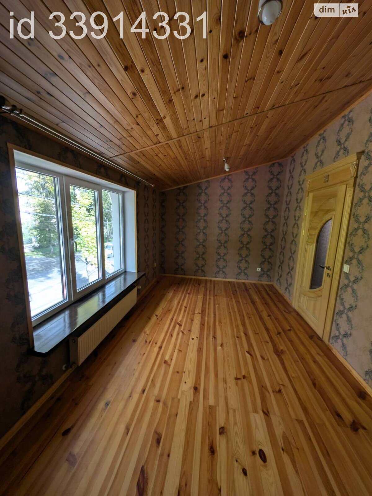 двухэтажный дом с балконом, 145 кв. м, кирпич. Сдается помесячно в Ровно, в районе Пивзавод фото 1