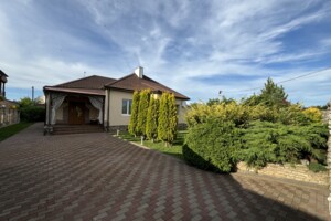 одноэтажный дом с гаражом, 153.7 кв. м, кирпич. Сдается помесячно в Ровно, в районе Тынное фото 2