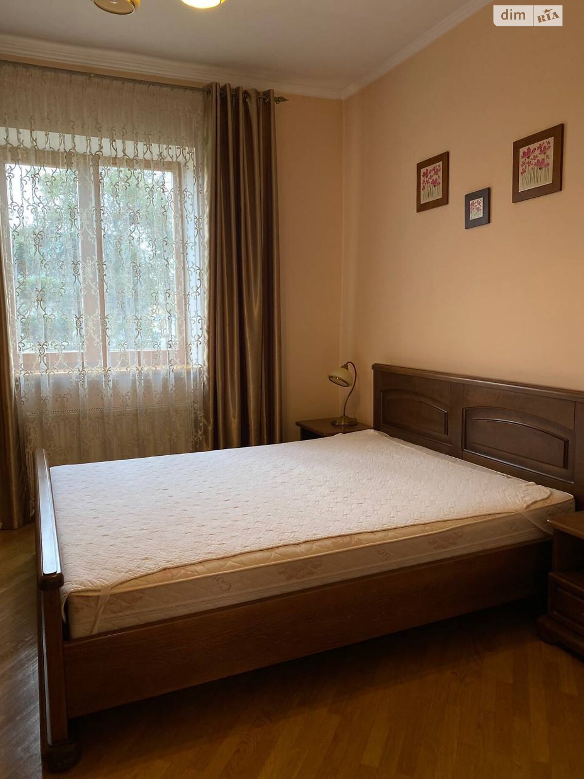 одноповерховий будинок з гаражем, 86 кв. м, цегла. Здається помісячно в Рівному, в районі Ювілейний фото 1 однопроверховий будинок з гаражем, 86 кв. м, цегла. Здається помісячно в Рівному, в районі Ювілейний фото 1