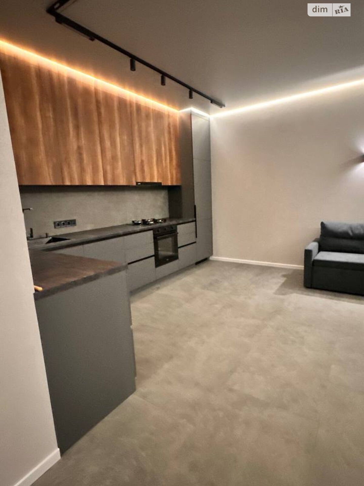 одноповерховий будинок, 74 кв. м, цегла. Здається помісячно в Рівному, в районі Ювілейний фото 1 однопроверховий будинок, 74 кв. м, цегла. Здається помісячно в Рівному, в районі Ювілейний фото 1