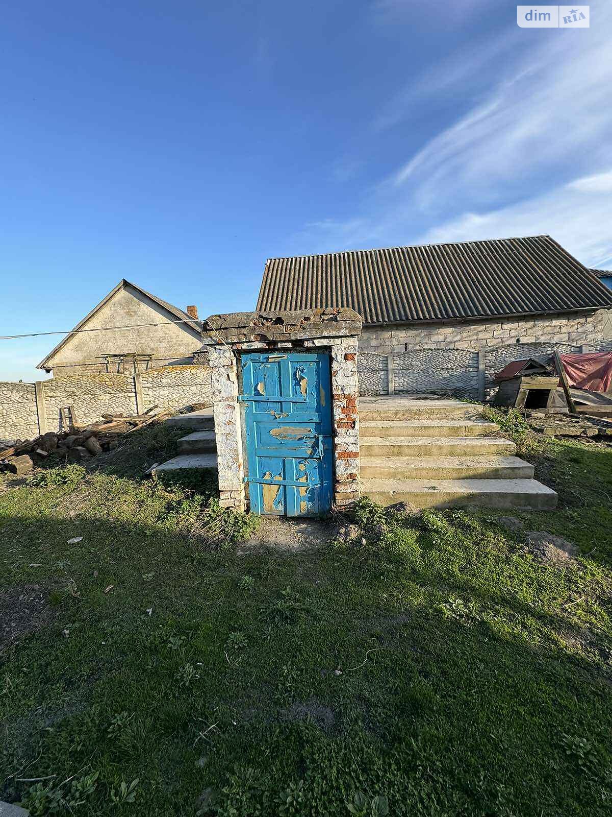 одноповерховий будинок, 68 кв. м, кирпич. Здається помісячно в Рівному фото 1