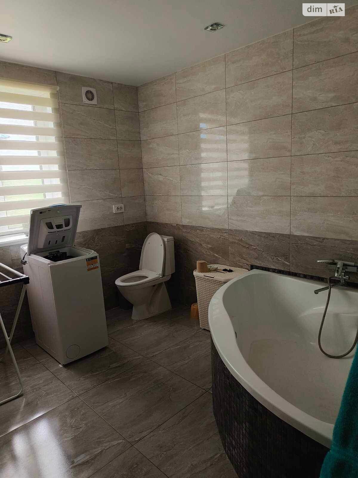 двоповерховий будинок, 162.3 кв. м, цегла. Здається помісячно в Савчиці фото 1 двоповерховий будинок, 162.3 кв. м, цегла. Здається помісячно в Савчиці фото 1