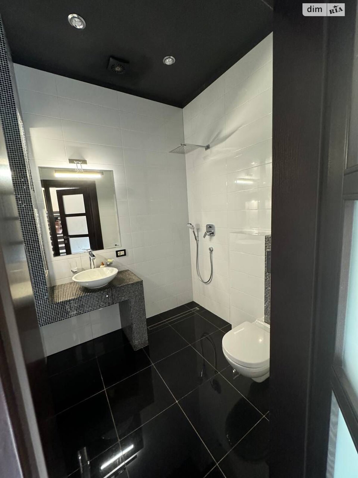 двухэтажный дом беседка, 270 кв. м, кирпич. Сдается помесячно в Севериновке фото 1