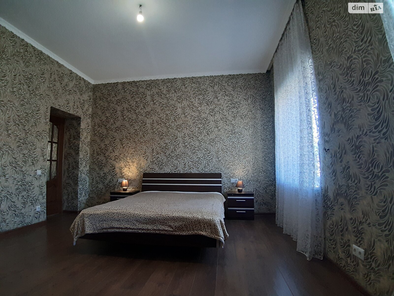 двухэтажный дом с верандой, 228.7 кв. м, кирпич. Сдается помесячно в Шевченко фото 1 двухэтажный дом с верандой, 228.7 кв. м, кирпич. Сдается помесячно в Шевченко фото 1