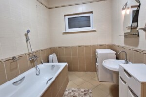 двопроверховий будинок, 104 кв. м, цегла. Здається помісячно в Прибузькому, в районі Ленінський фото 2