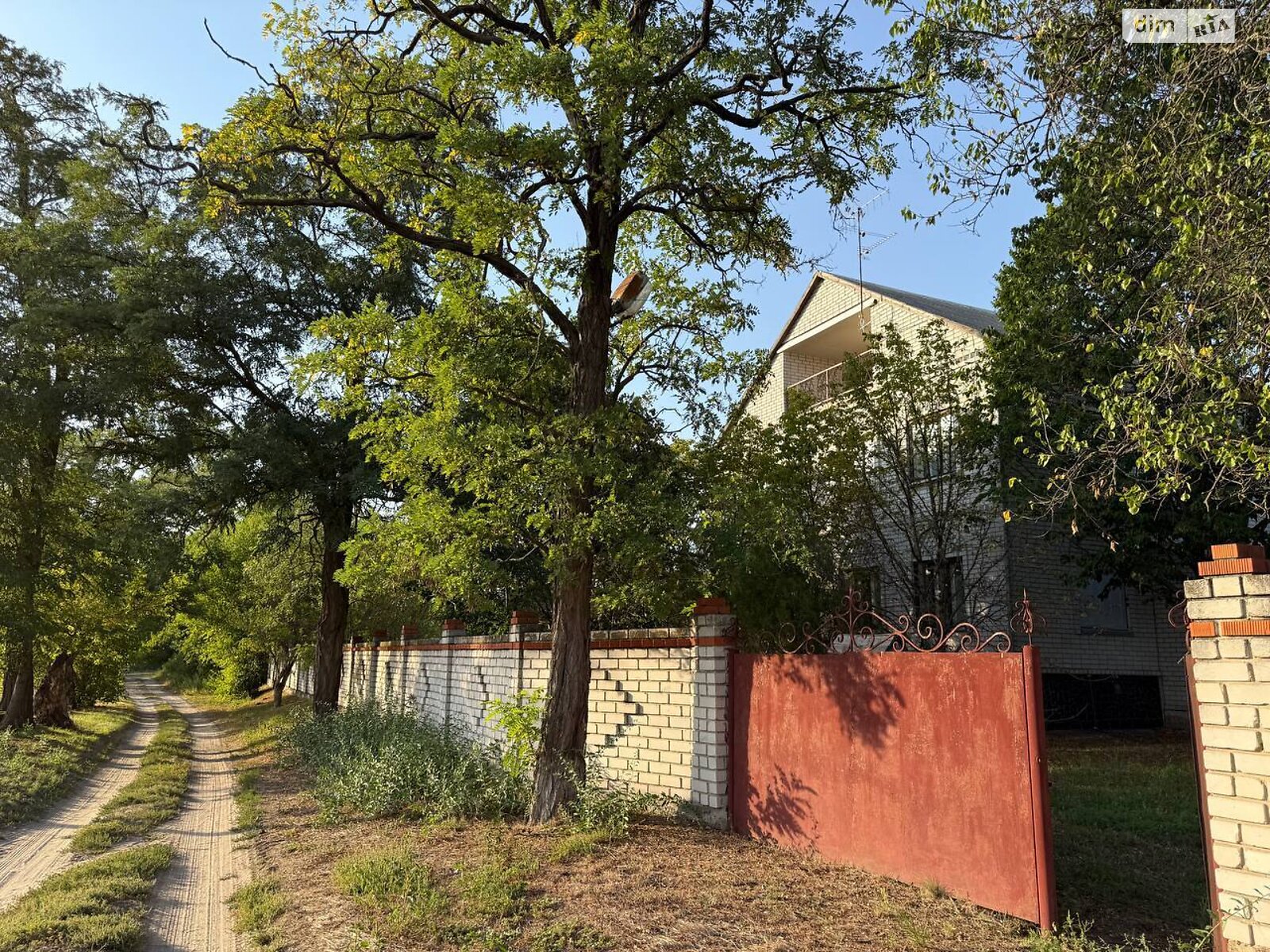 двоповерховий будинок бесідка, 382.9 кв. м, цегла. Здається помісячно в Шульгівці фото 1 двоповерховий будинок бесідка, 382.9 кв. м, цегла. Здається помісячно в Шульгівці фото 1