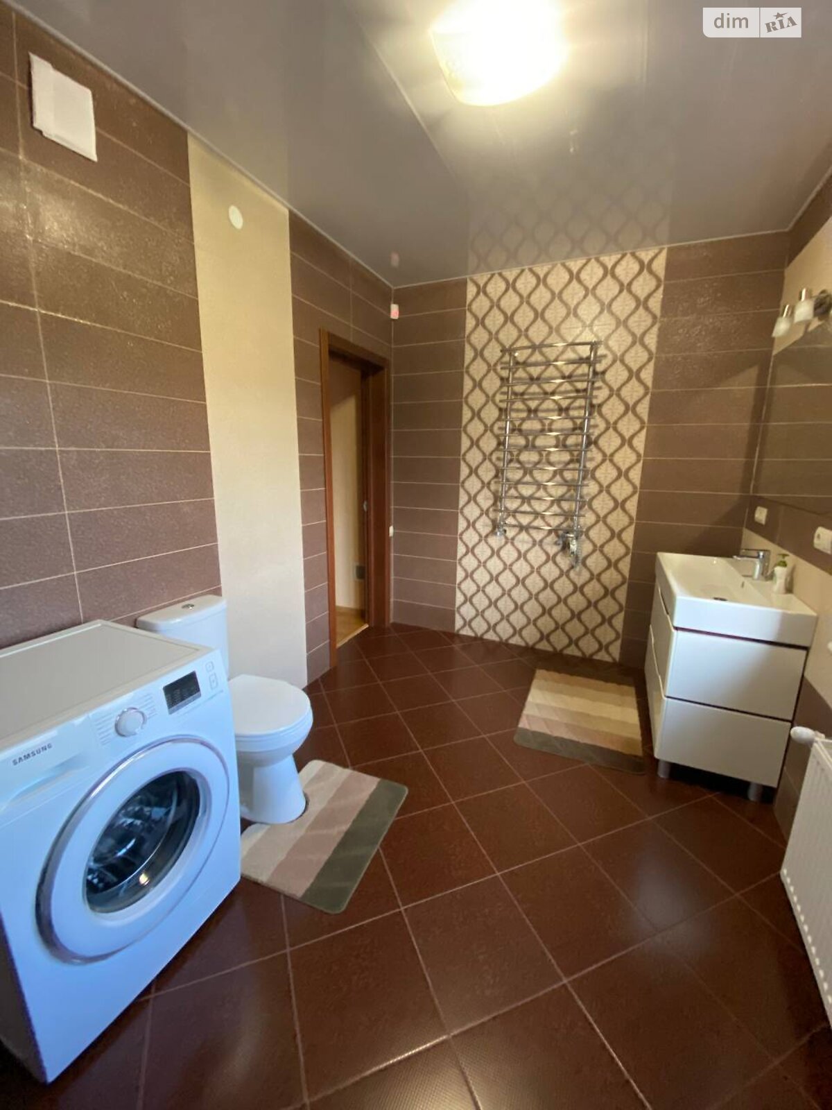 двопроверховий будинок з гаражем, 140 кв. м, цегла. Здається помісячно в Скнилові, в районі Центр фото 1