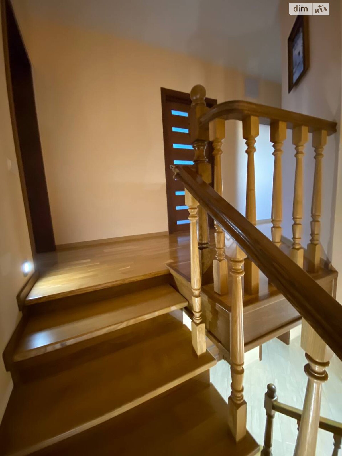 двопроверховий будинок з гаражем, 140 кв. м, цегла. Здається помісячно в Скнилові, в районі Центр фото 1