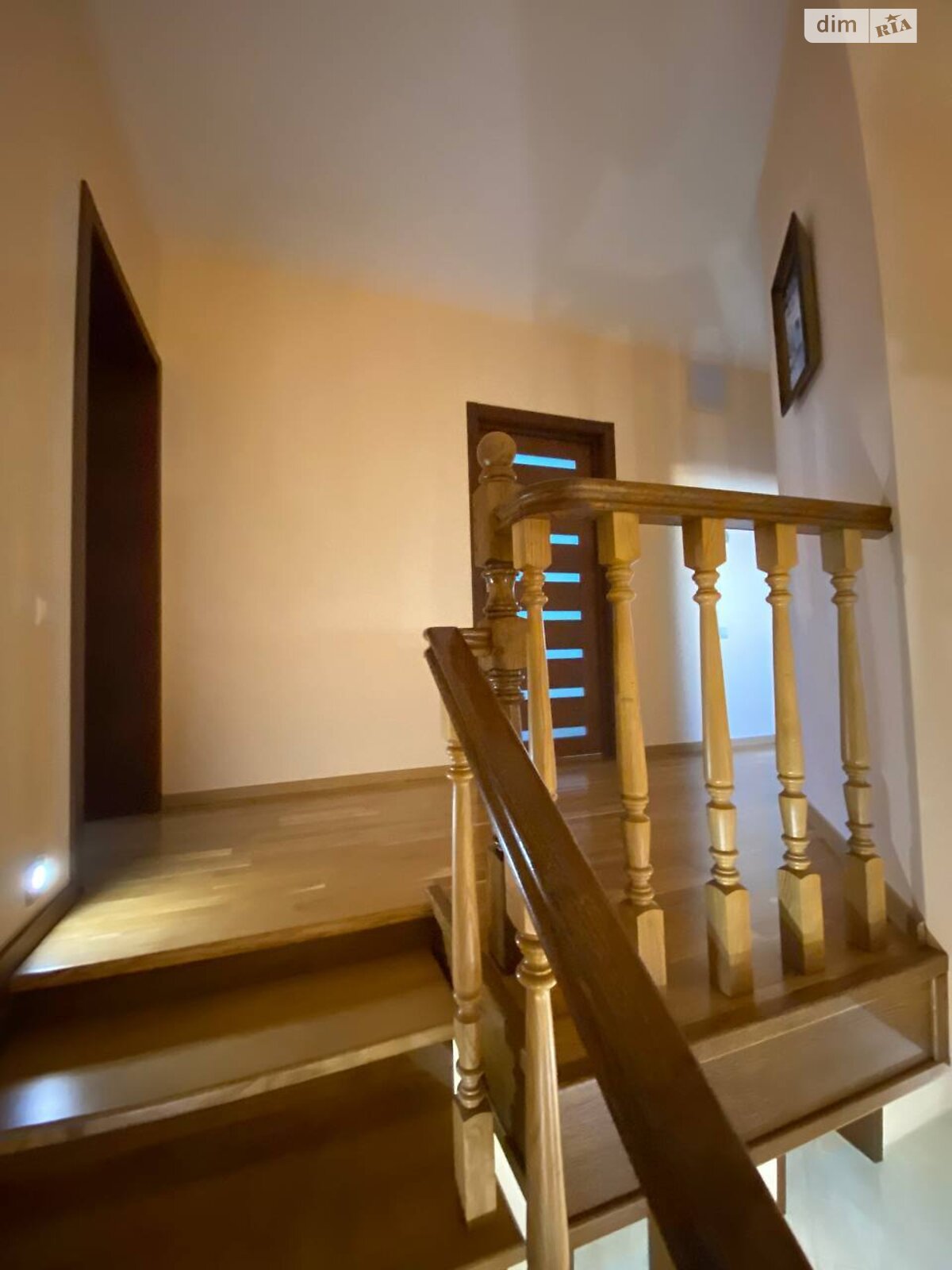 двопроверховий будинок з гаражем, 140 кв. м, цегла. Здається помісячно в Скнилові, в районі Центр фото 1