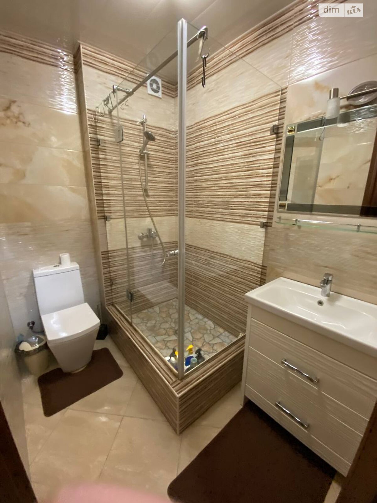 двопроверховий будинок з гаражем, 140 кв. м, цегла. Здається помісячно в Скнилові, в районі Центр фото 1