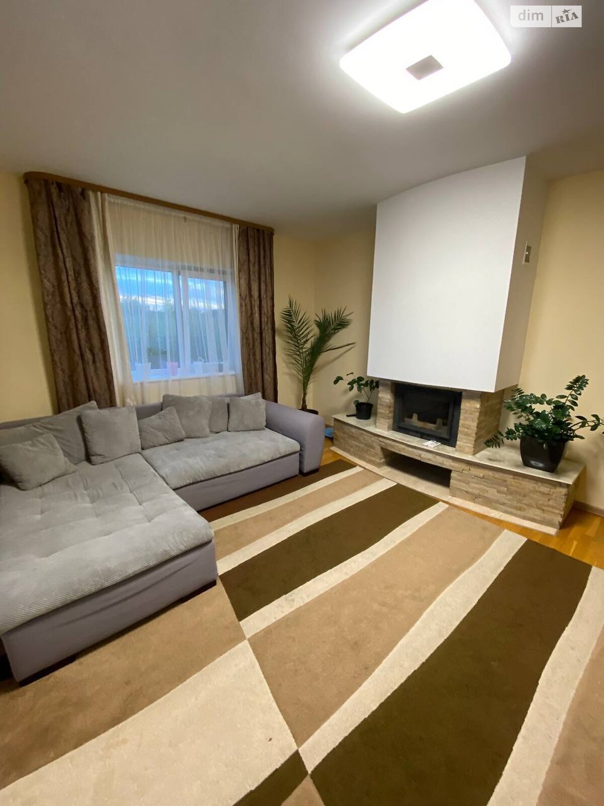 двопроверховий будинок з гаражем, 140 кв. м, цегла. Здається помісячно в Скнилові, в районі Центр фото 1