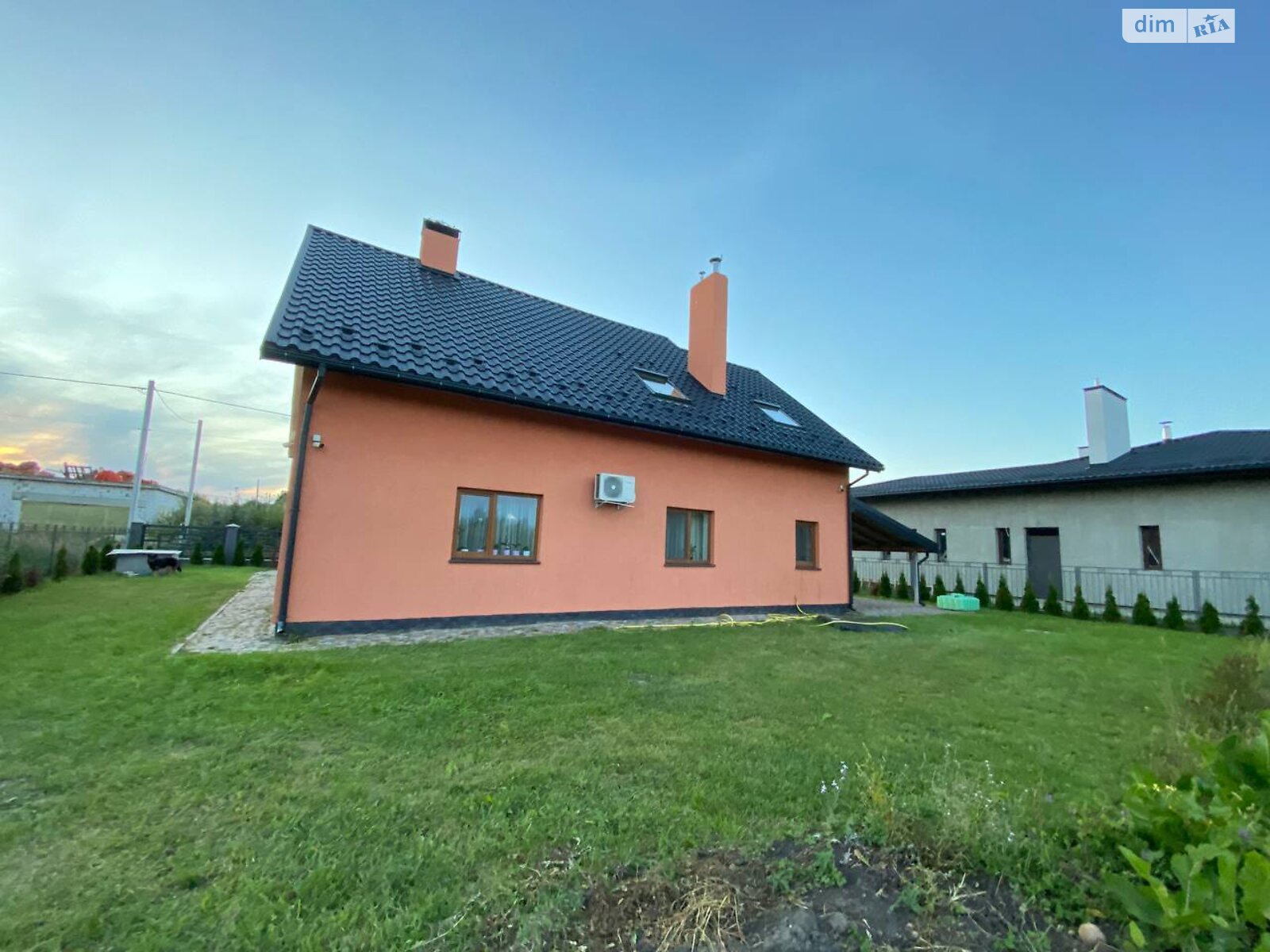 двопроверховий будинок з гаражем, 140 кв. м, цегла. Здається помісячно в Скнилові, в районі Центр фото 1