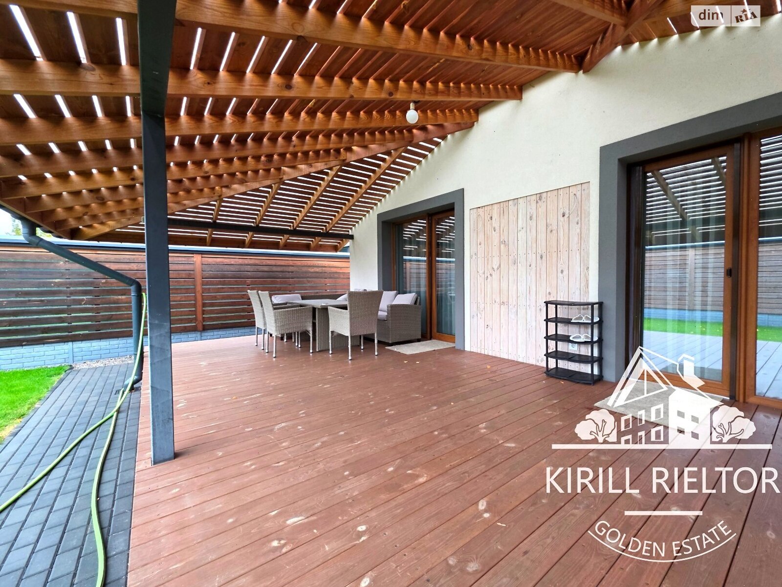 двоповерховий будинок з верандою, 230 кв. м, кирпич. Здається помісячно в Слобожанському фото 1