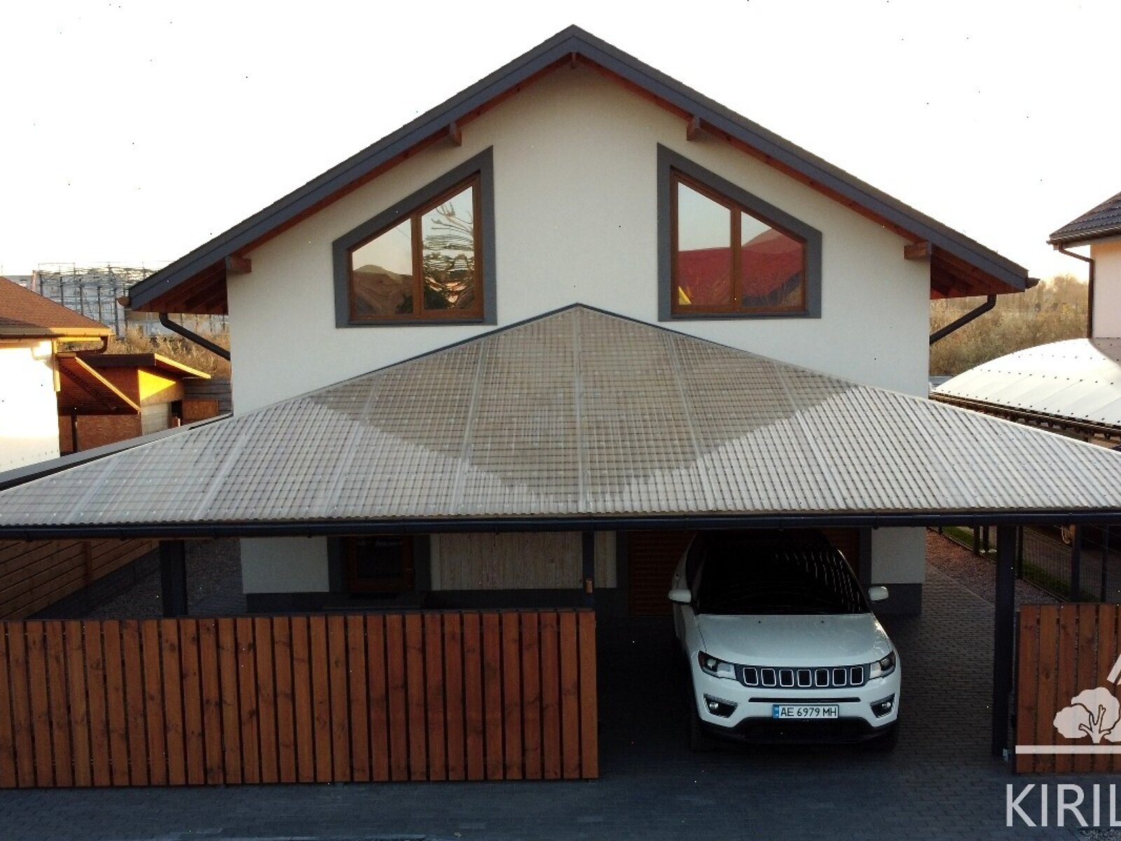 двоповерховий будинок з верандою, 230 кв. м, кирпич. Здається помісячно в Слобожанському фото 1