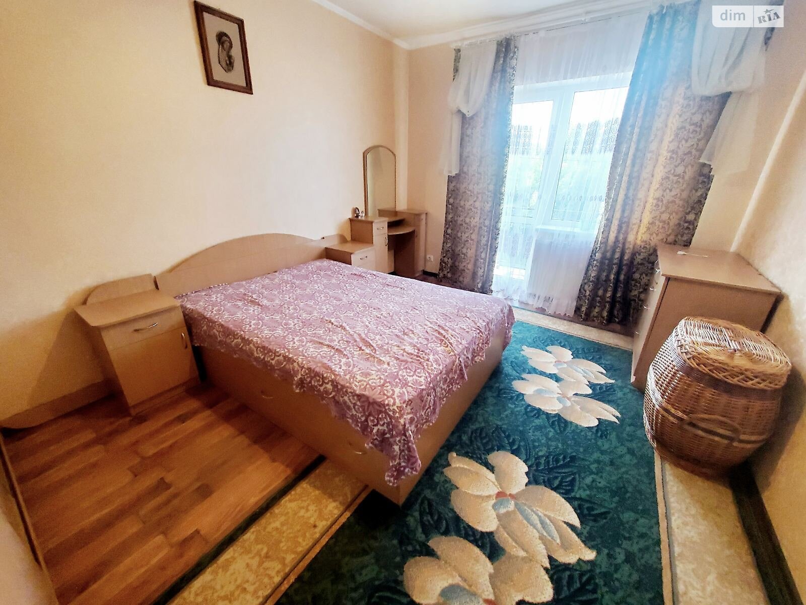 двухэтажный дом беседка, 240 кв. м, кирпич. Сдается помесячно в Смыковцы фото 1 двухэтажный дом беседка, 240 кв. м, кирпич. Сдается помесячно в Смыковцы фото 1
