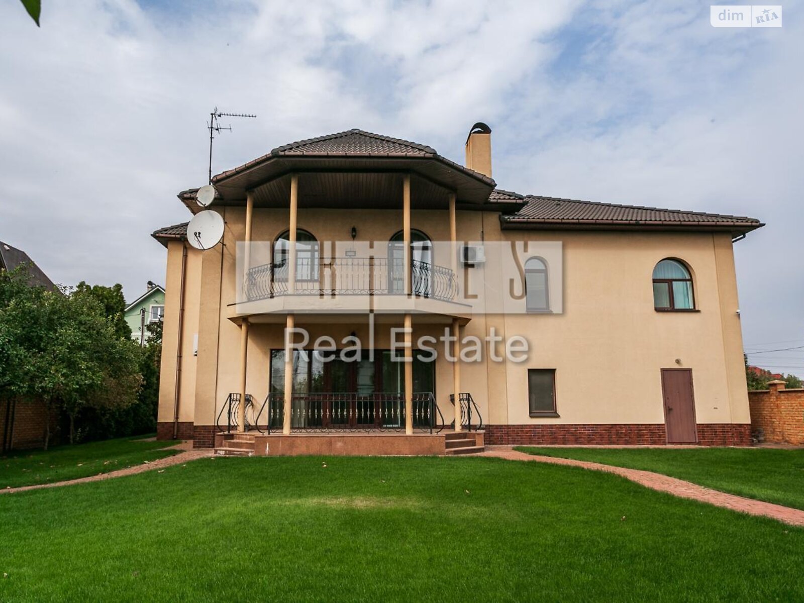 двоповерховий будинок з верандою, 287.4 кв. м, цегла. Здається помісячно в Софіївській Борщагівці фото 1 двоповерховий будинок з верандою, 287.4 кв. м, цегла. Здається помісячно в Софіївській Борщагівці фото 1