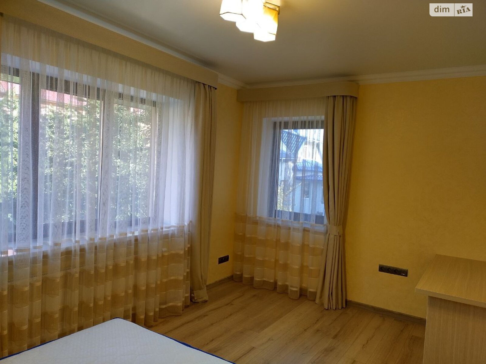 двоповерховий будинок з гаражем, 200 кв. м, цегла. Здається помісячно в Софіївській Борщагівці фото 1 двоповерховий будинок з гаражем, 200 кв. м, цегла. Здається помісячно в Софіївській Борщагівці фото 1