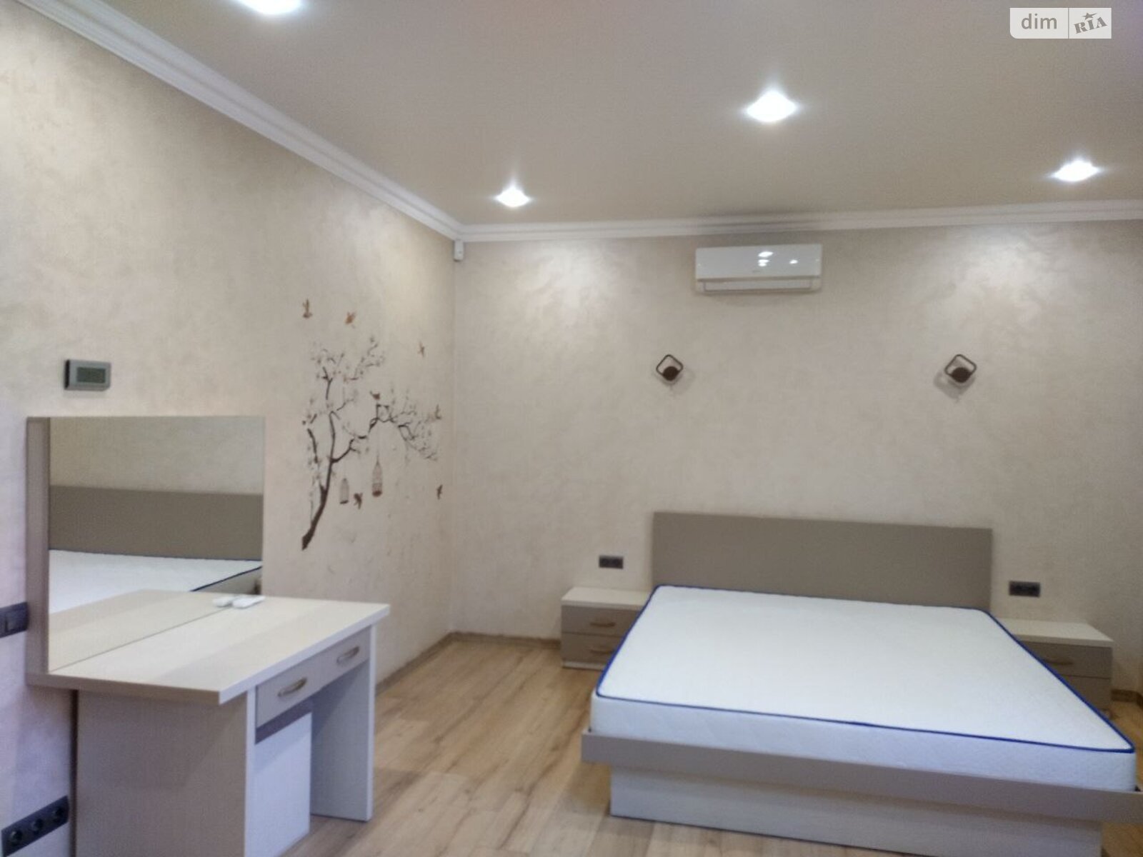 двоповерховий будинок з гаражем, 200 кв. м, цегла. Здається помісячно в Софіївській Борщагівці фото 1 двоповерховий будинок з гаражем, 200 кв. м, цегла. Здається помісячно в Софіївській Борщагівці фото 1