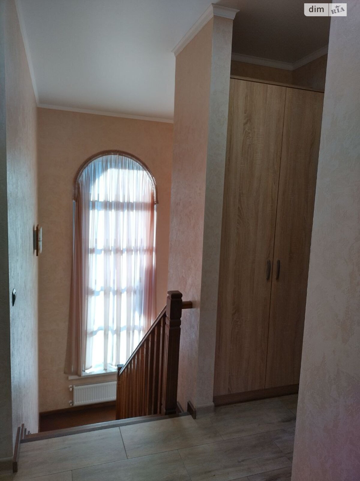 двоповерховий будинок з гаражем, 200 кв. м, цегла. Здається помісячно в Софіївській Борщагівці фото 1 двоповерховий будинок з гаражем, 200 кв. м, цегла. Здається помісячно в Софіївській Борщагівці фото 1