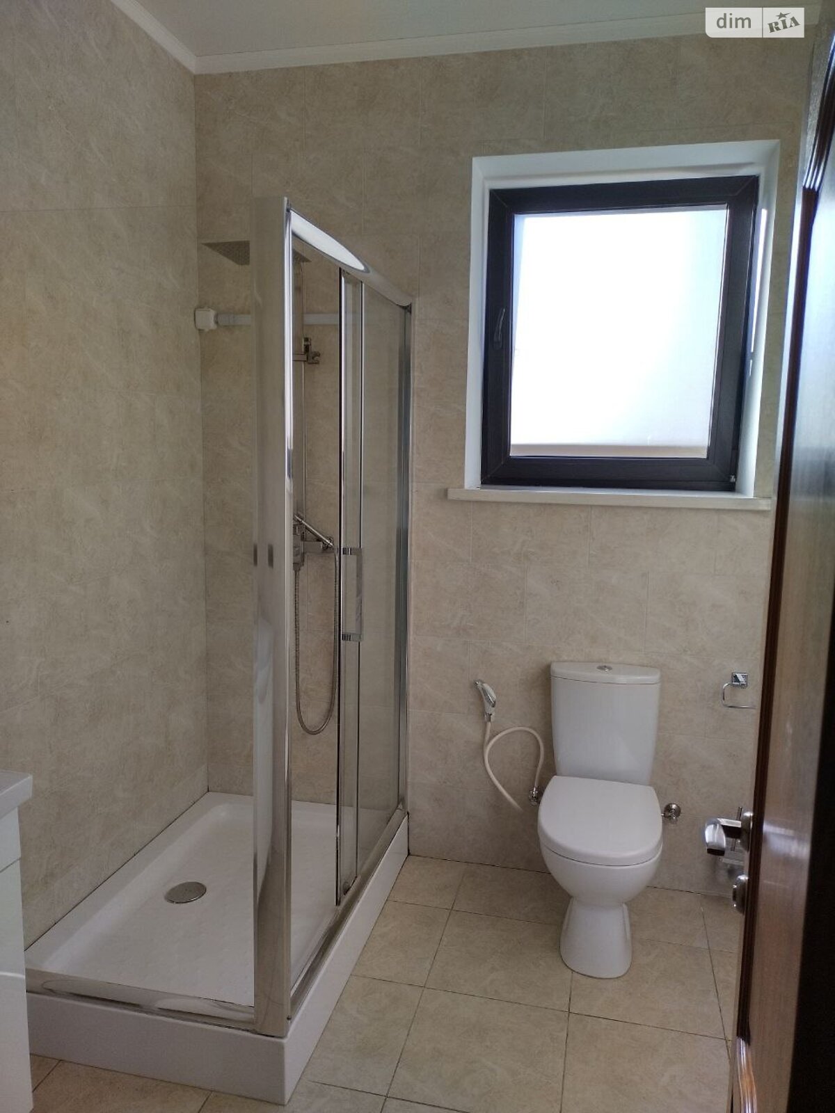 двоповерховий будинок з гаражем, 200 кв. м, цегла. Здається помісячно в Софіївській Борщагівці фото 1 двоповерховий будинок з гаражем, 200 кв. м, цегла. Здається помісячно в Софіївській Борщагівці фото 1