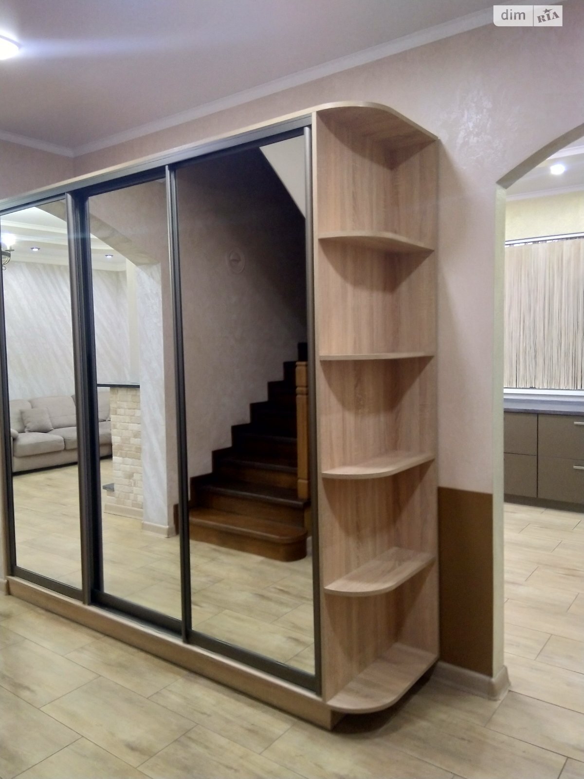 двоповерховий будинок з гаражем, 200 кв. м, цегла. Здається помісячно в Софіївській Борщагівці фото 1 двоповерховий будинок з гаражем, 200 кв. м, цегла. Здається помісячно в Софіївській Борщагівці фото 1