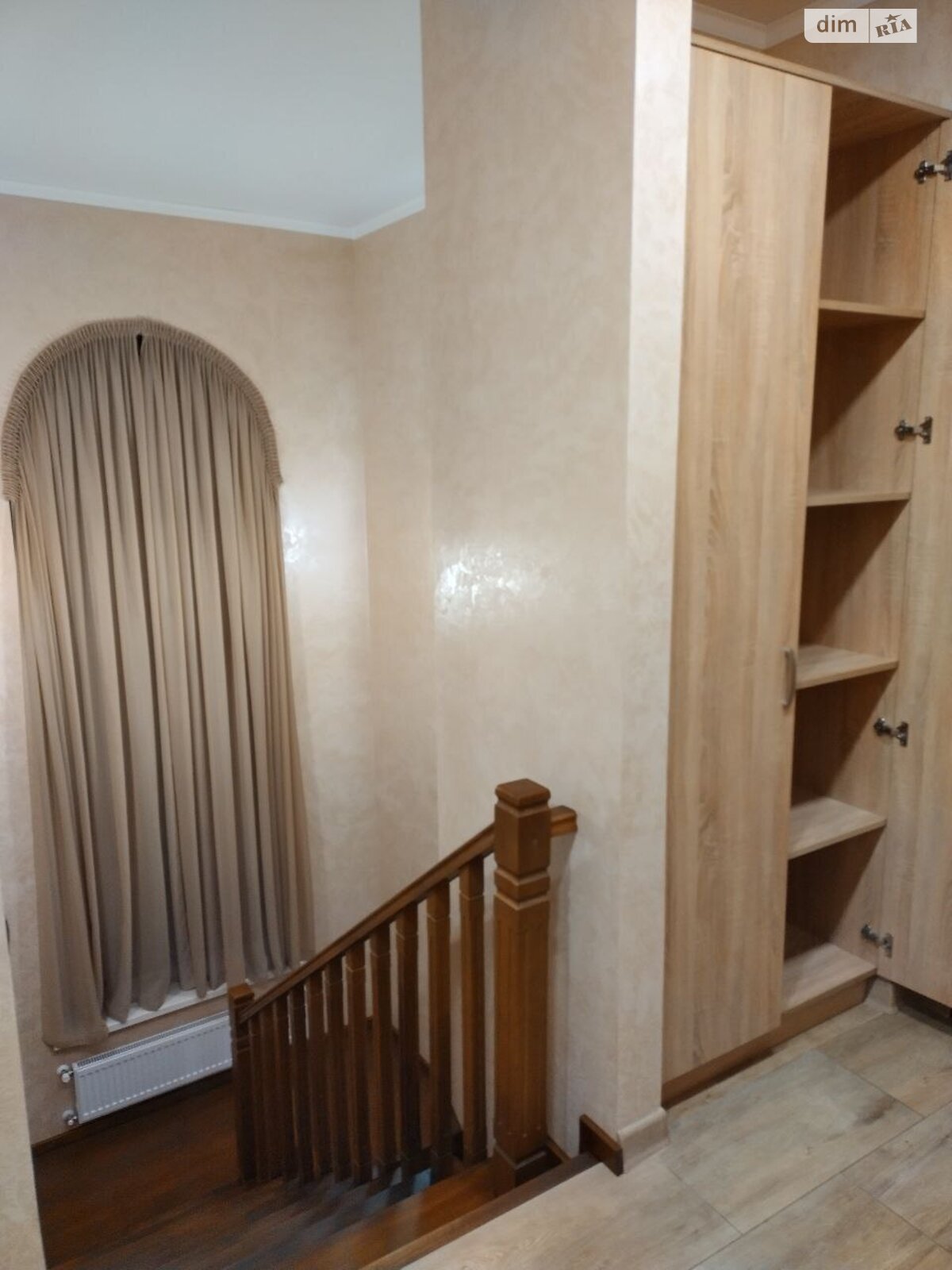 двоповерховий будинок з гаражем, 200 кв. м, цегла. Здається помісячно в Софіївській Борщагівці фото 1 двоповерховий будинок з гаражем, 200 кв. м, цегла. Здається помісячно в Софіївській Борщагівці фото 1