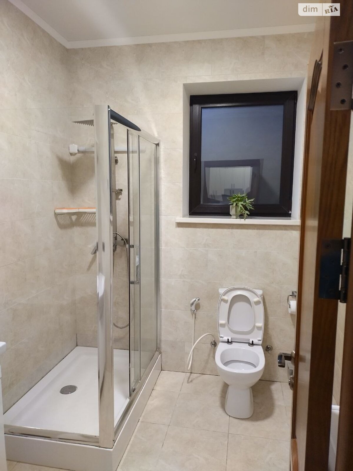 двоповерховий будинок з гаражем, 200 кв. м, цегла. Здається помісячно в Софіївській Борщагівці фото 1 двоповерховий будинок з гаражем, 200 кв. м, цегла. Здається помісячно в Софіївській Борщагівці фото 1