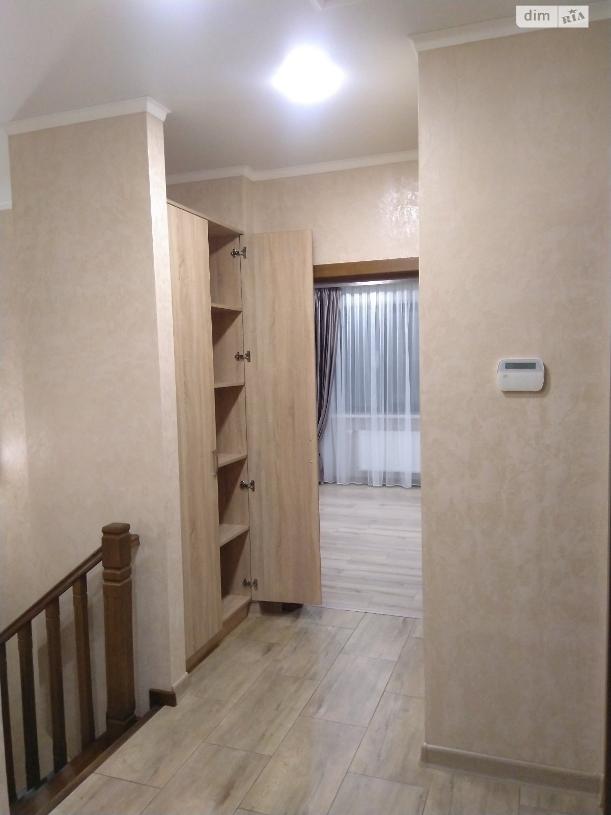 двоповерховий будинок з гаражем, 200 кв. м, цегла. Здається помісячно в Софіївській Борщагівці фото 1 двоповерховий будинок з гаражем, 200 кв. м, цегла. Здається помісячно в Софіївській Борщагівці фото 1