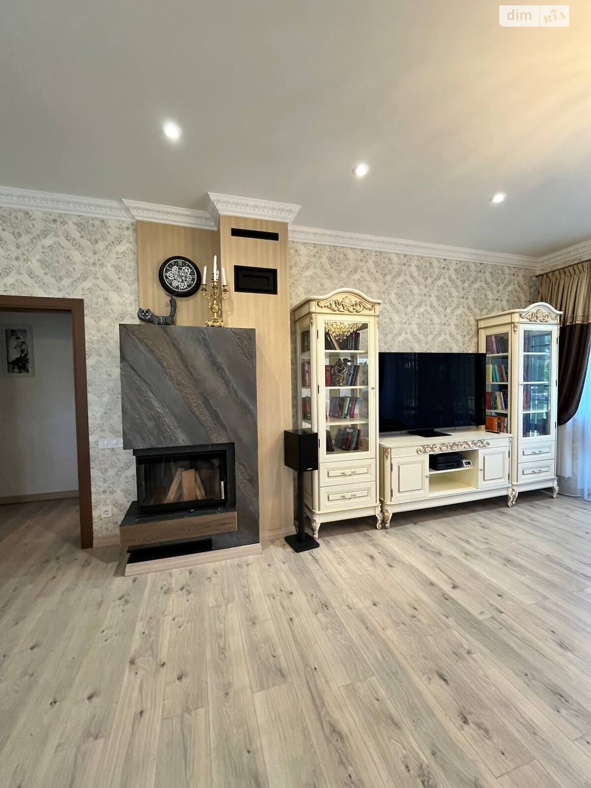 одноэтажный дом с верандой, 100 кв. м, кирпич. Сдается помесячно в Солонке фото 1