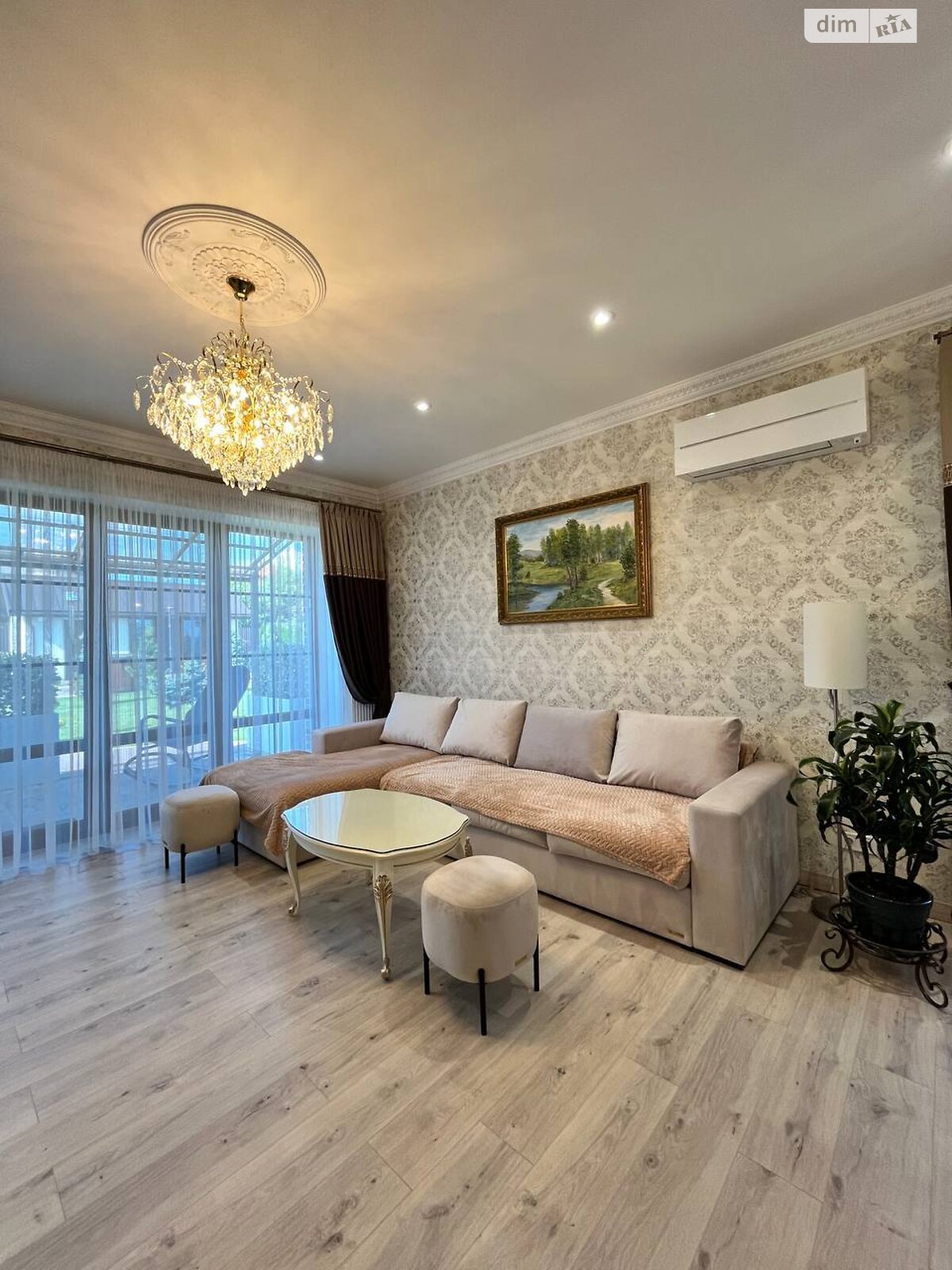 одноэтажный дом с верандой, 100 кв. м, кирпич. Сдается помесячно в Солонке фото 1