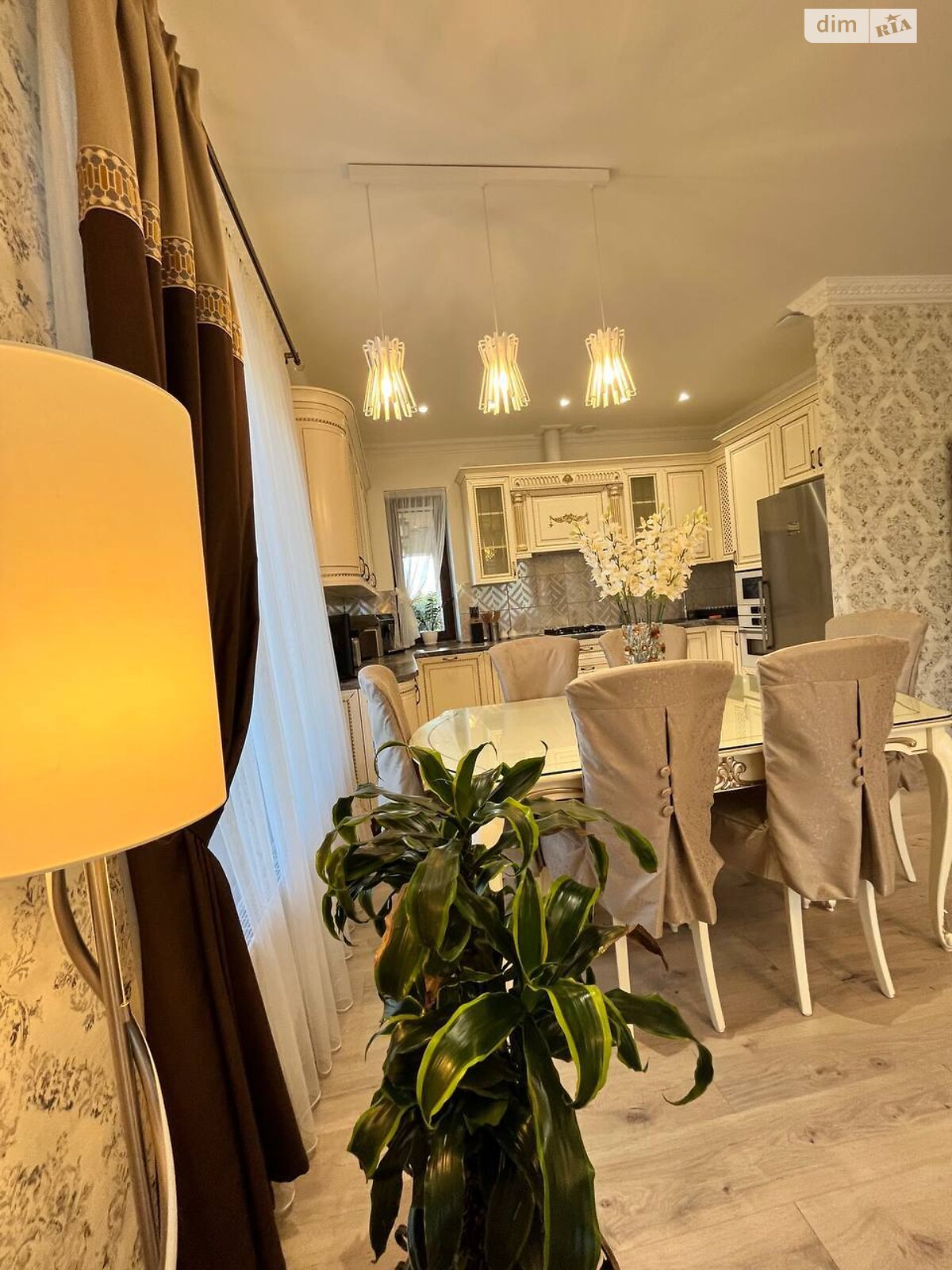 одноэтажный дом с верандой, 100 кв. м, кирпич. Сдается помесячно в Солонке фото 1