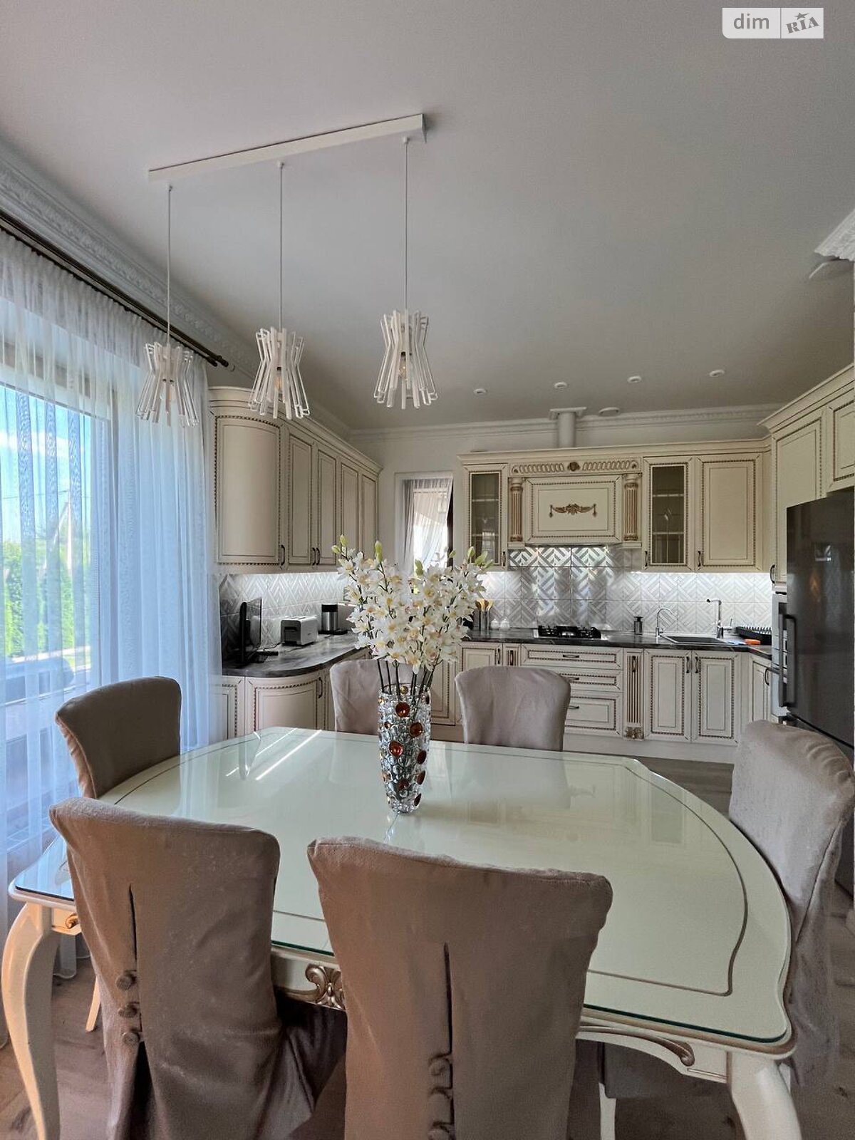 одноэтажный дом с верандой, 100 кв. м, кирпич. Сдается помесячно в Солонке фото 1