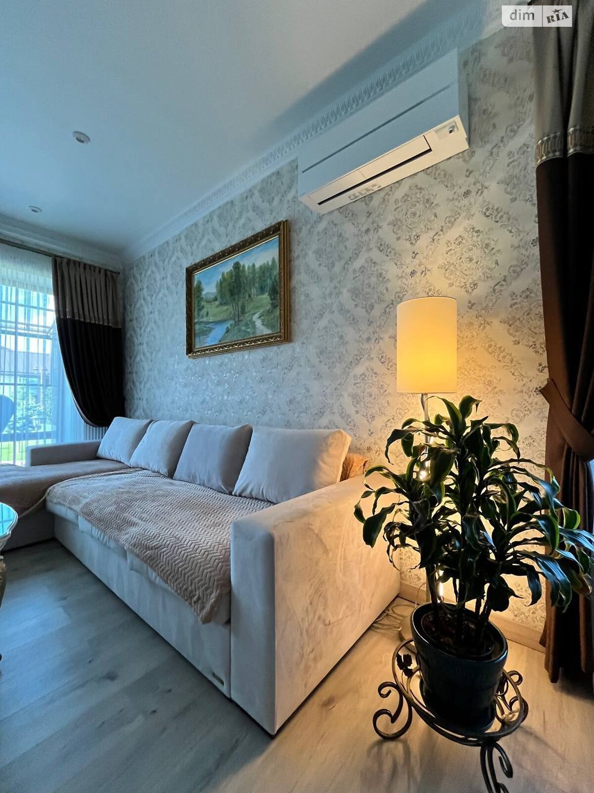 одноэтажный дом с верандой, 100 кв. м, кирпич. Сдается помесячно в Солонке фото 1