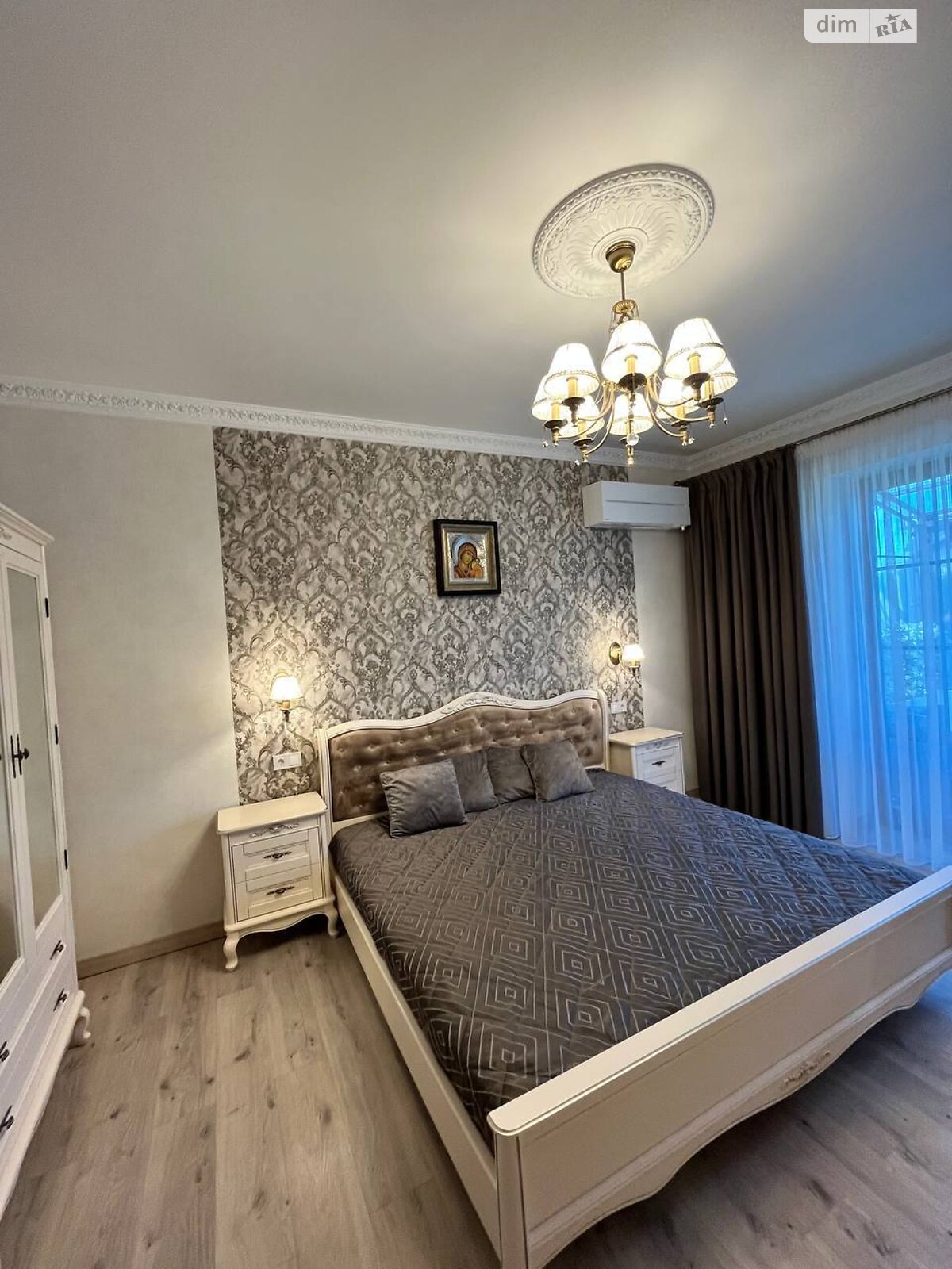 одноэтажный дом с верандой, 100 кв. м, кирпич. Сдается помесячно в Солонке фото 1