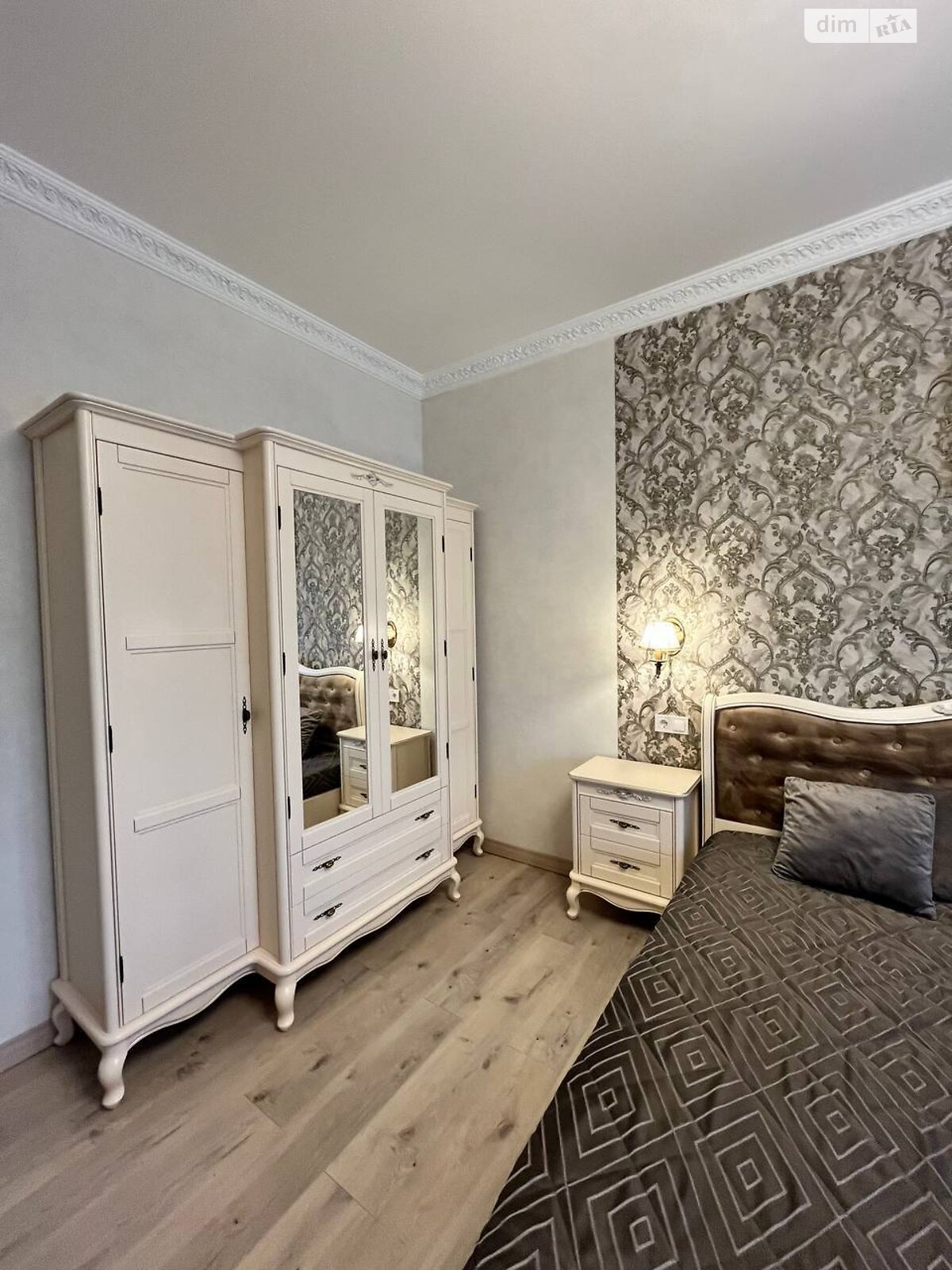 одноэтажный дом с верандой, 100 кв. м, кирпич. Сдается помесячно в Солонке фото 1