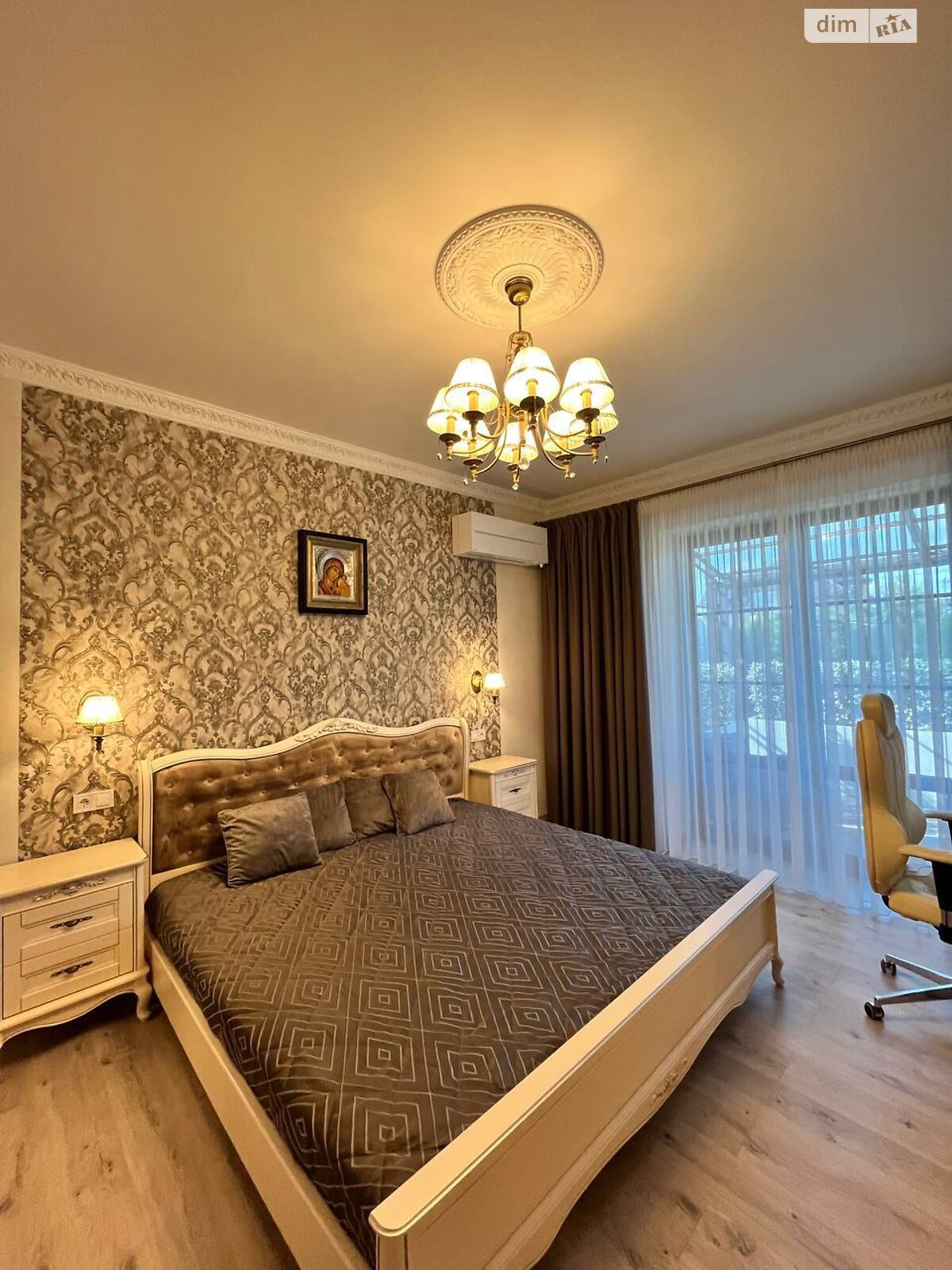 одноэтажный дом с верандой, 100 кв. м, кирпич. Сдается помесячно в Солонке фото 1