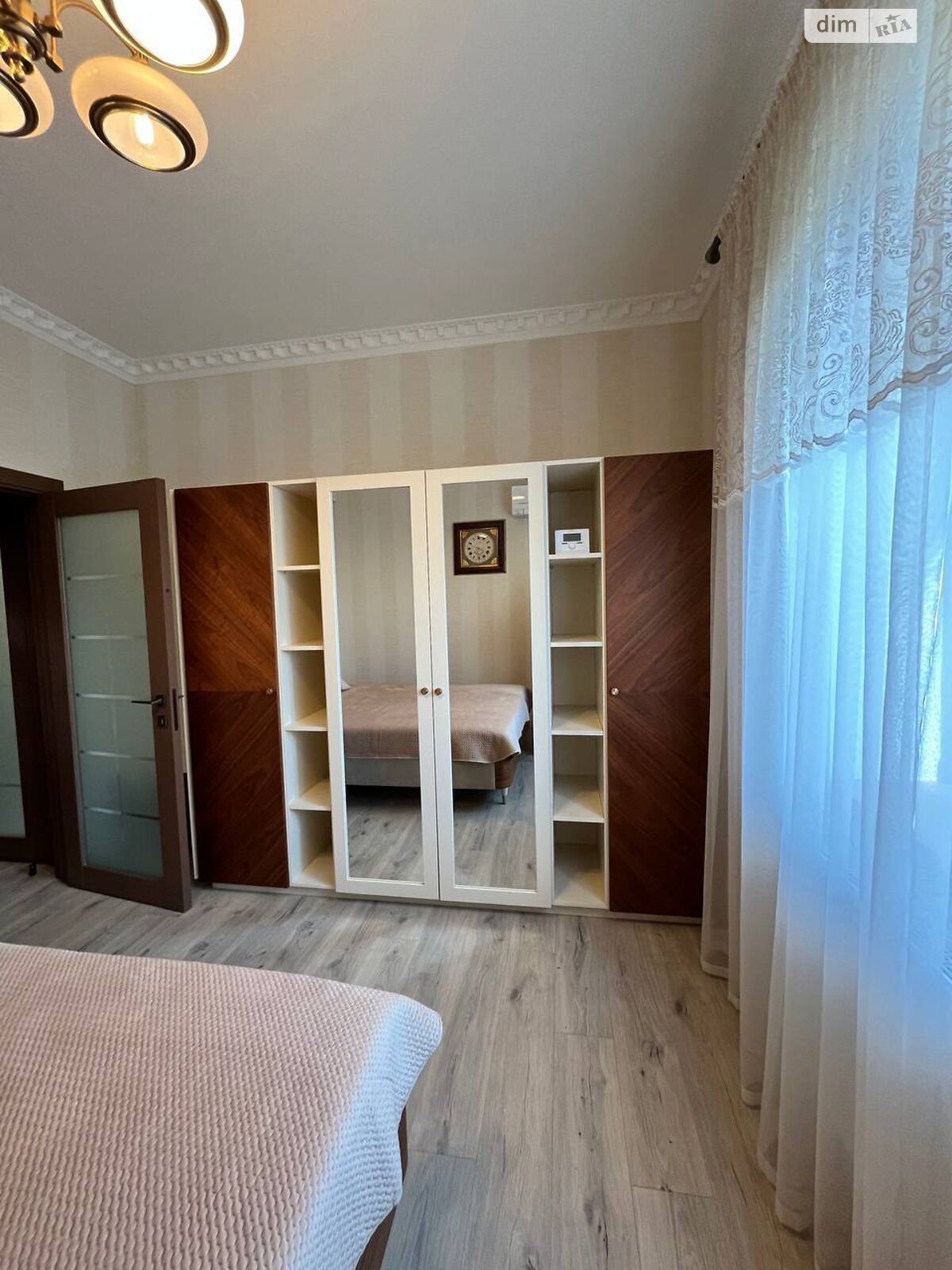 одноэтажный дом с верандой, 100 кв. м, кирпич. Сдается помесячно в Солонке фото 1