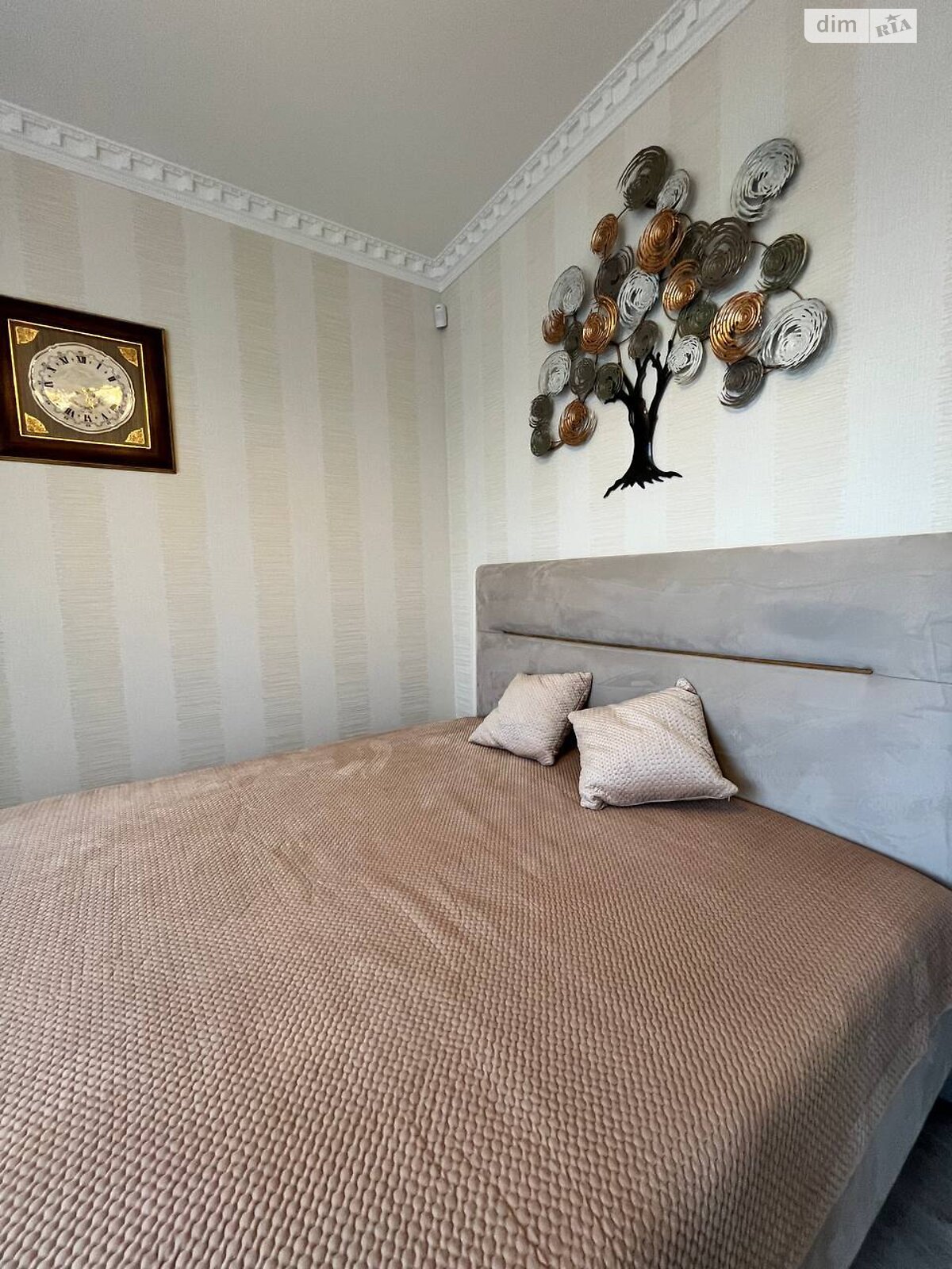 одноэтажный дом с верандой, 100 кв. м, кирпич. Сдается помесячно в Солонке фото 1