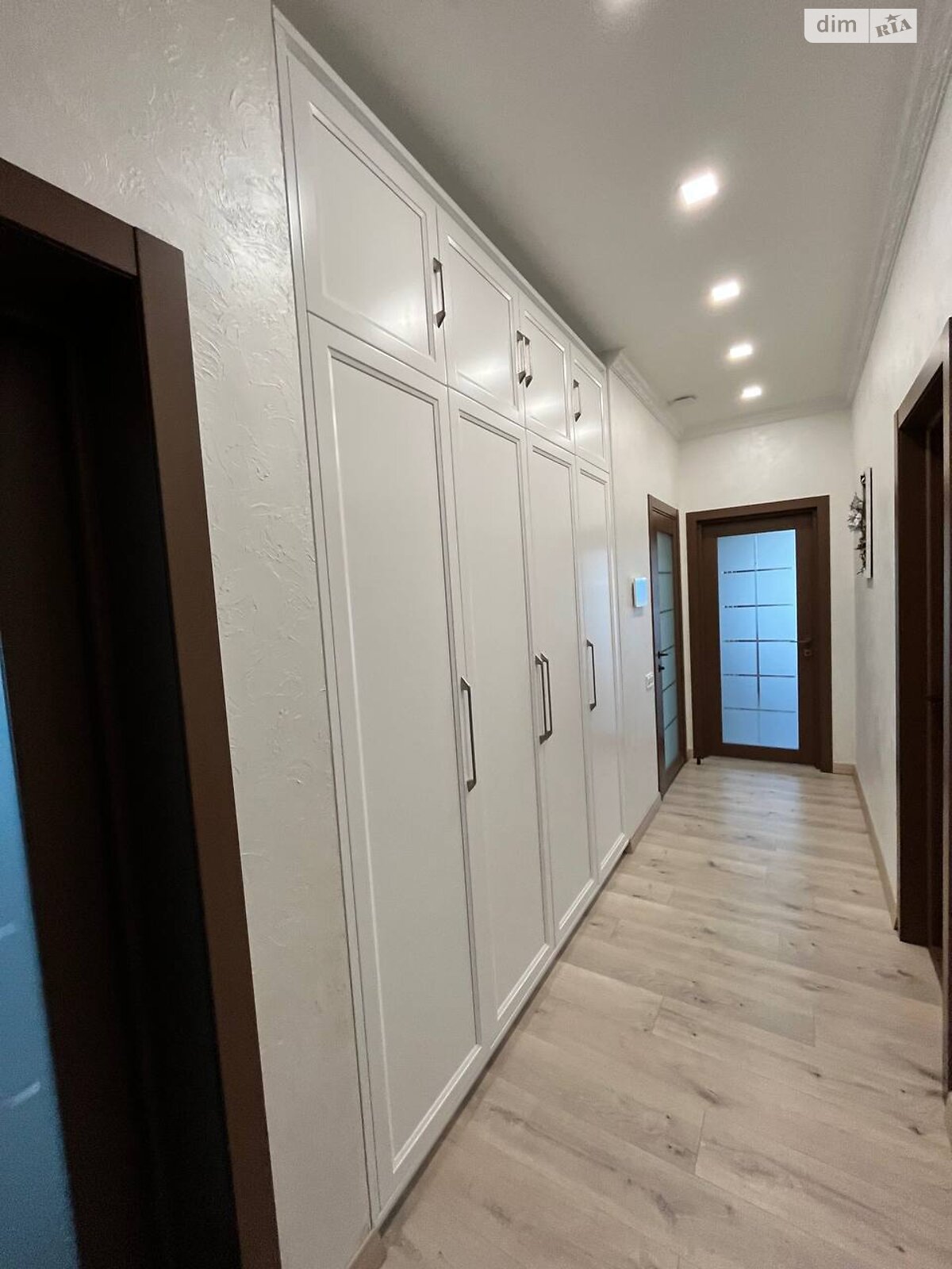 одноэтажный дом с верандой, 100 кв. м, кирпич. Сдается помесячно в Солонке фото 1