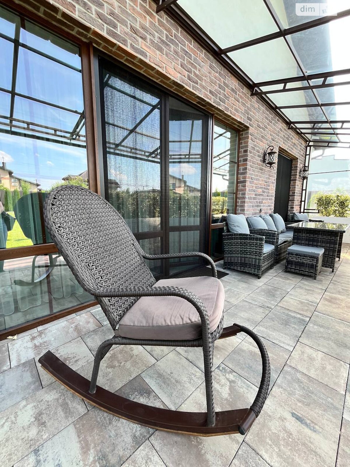 одноэтажный дом с верандой, 100 кв. м, кирпич. Сдается помесячно в Солонке фото 1