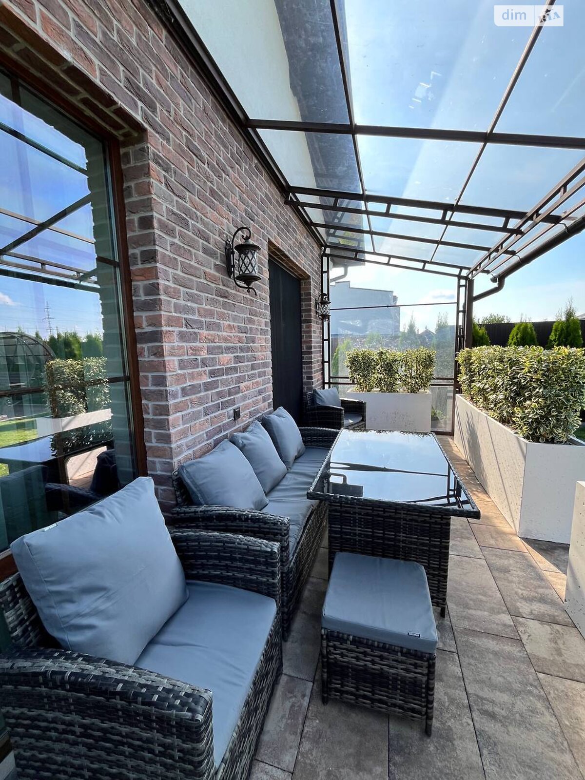 одноэтажный дом с верандой, 100 кв. м, кирпич. Сдается помесячно в Солонке фото 1