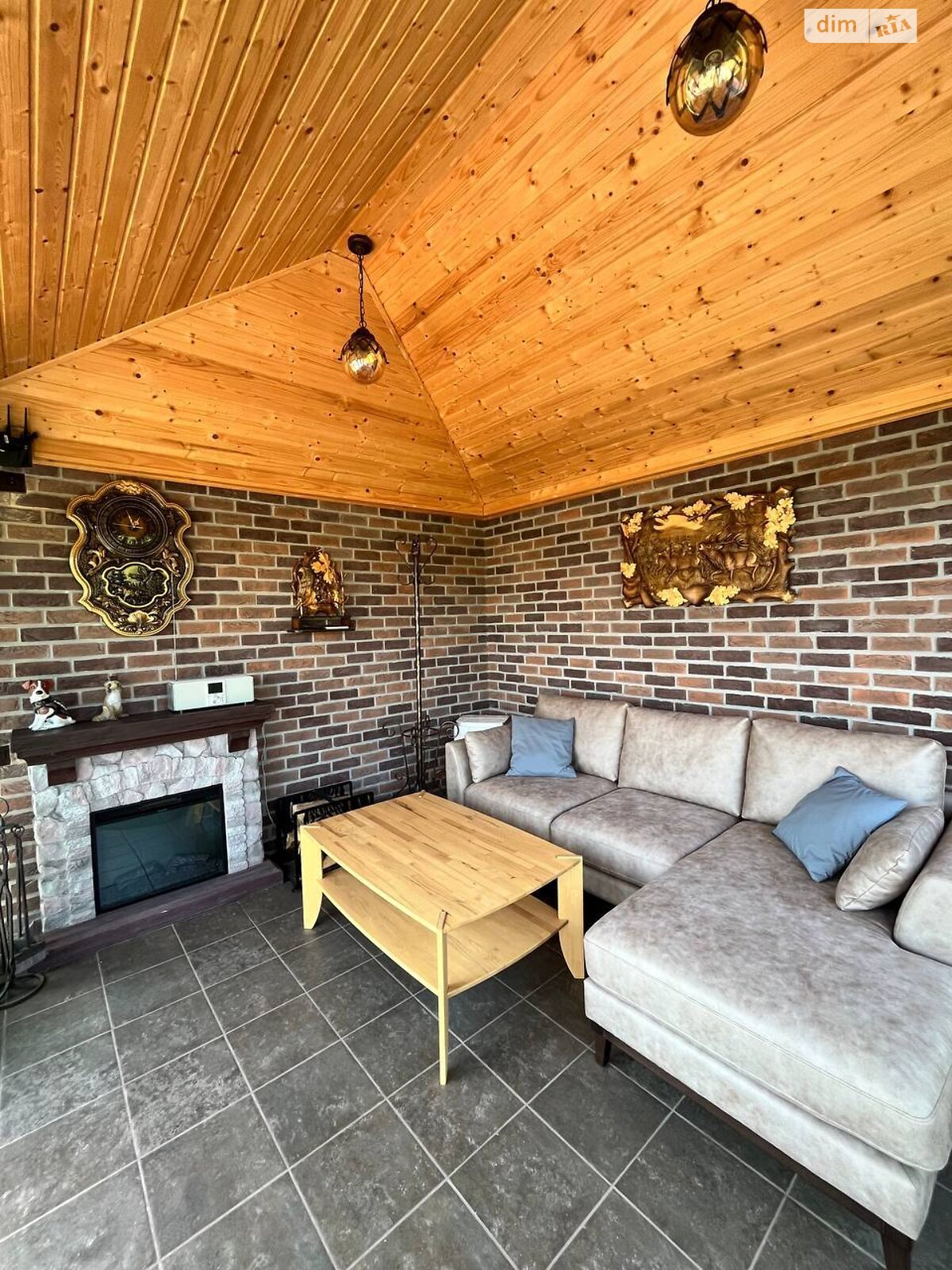 одноэтажный дом с верандой, 100 кв. м, кирпич. Сдается помесячно в Солонке фото 1