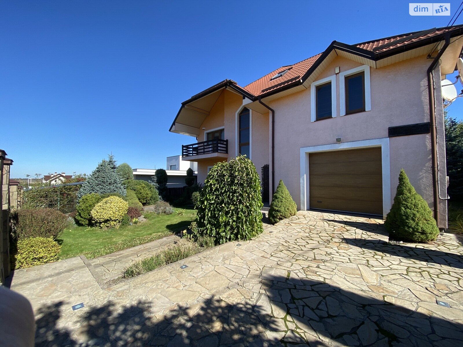 двоповерховий будинок з гаражем, 250 кв. м, цегла. Здається помісячно в Солонці фото 1 двоповерховий будинок з гаражем, 250 кв. м, цегла. Здається помісячно в Солонці фото 1