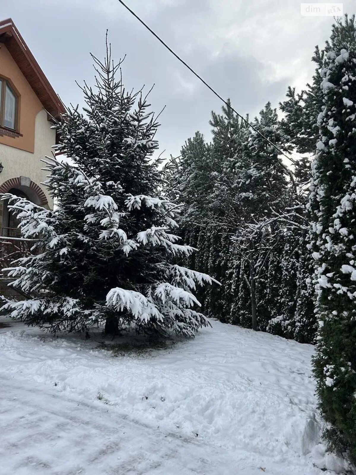 триповерховий будинок, 300 кв. м, цегла. Здається помісячно в Солонці фото 1